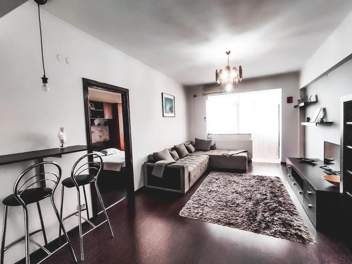 Parliament 1Br Apartment W Self Check In Бухарест