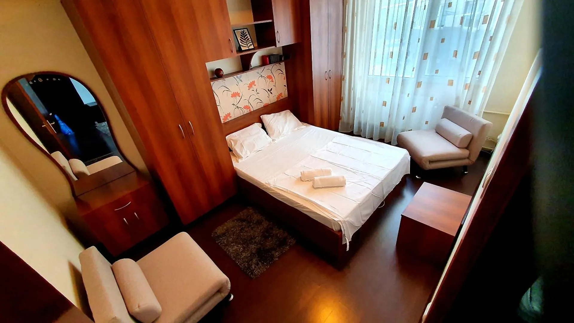 Parliament 1Br Apartment W Self Check In Бухарест Румыния