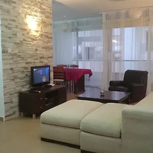apartment-aetius.hotelsatayianapa.com/