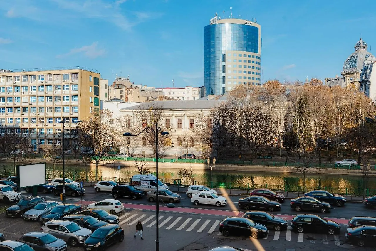Parliament 1Br Apartment W Self Check In Bucharest