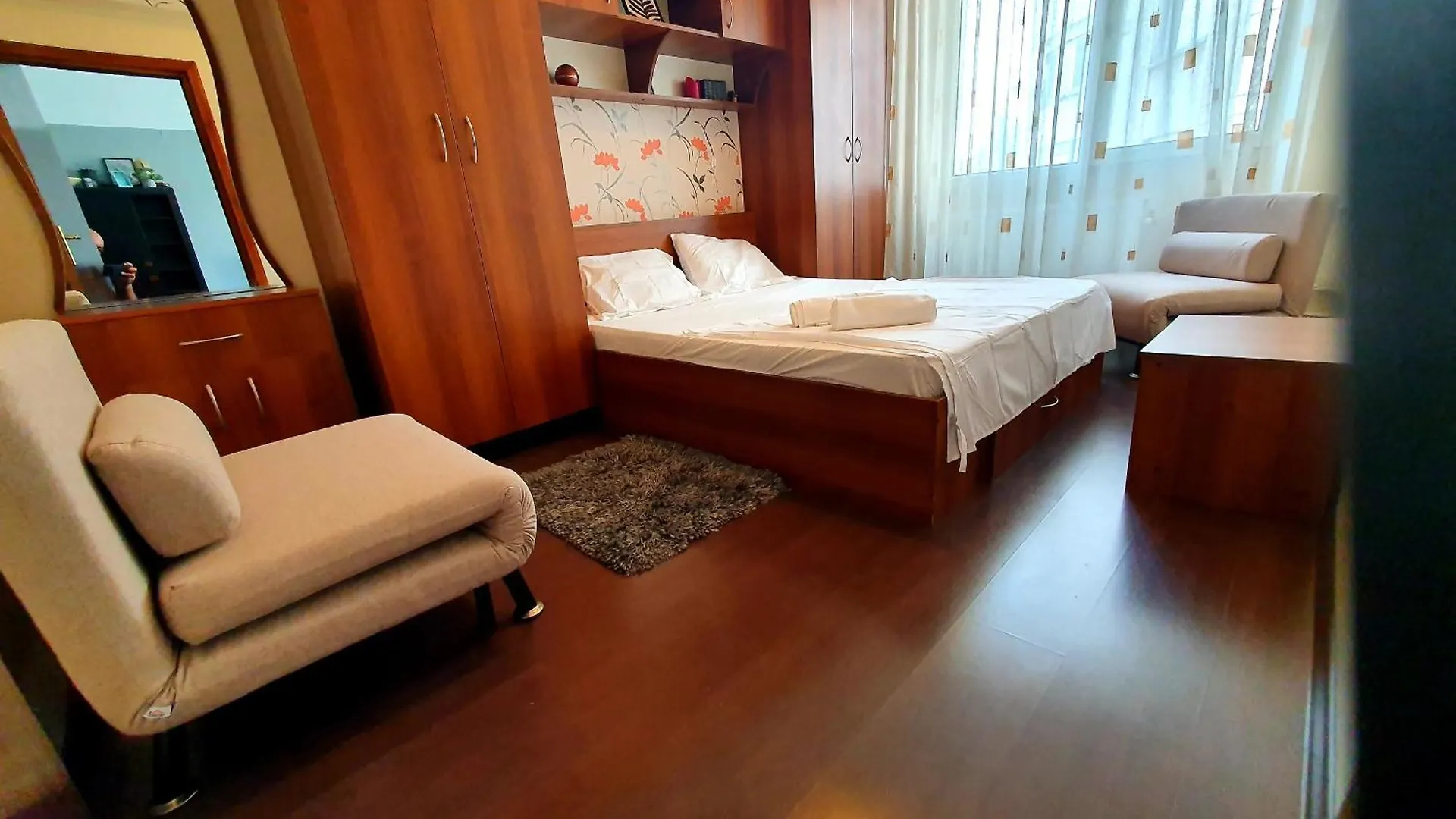 Parliament 1Br Apartment W Self Check In Bucharest
